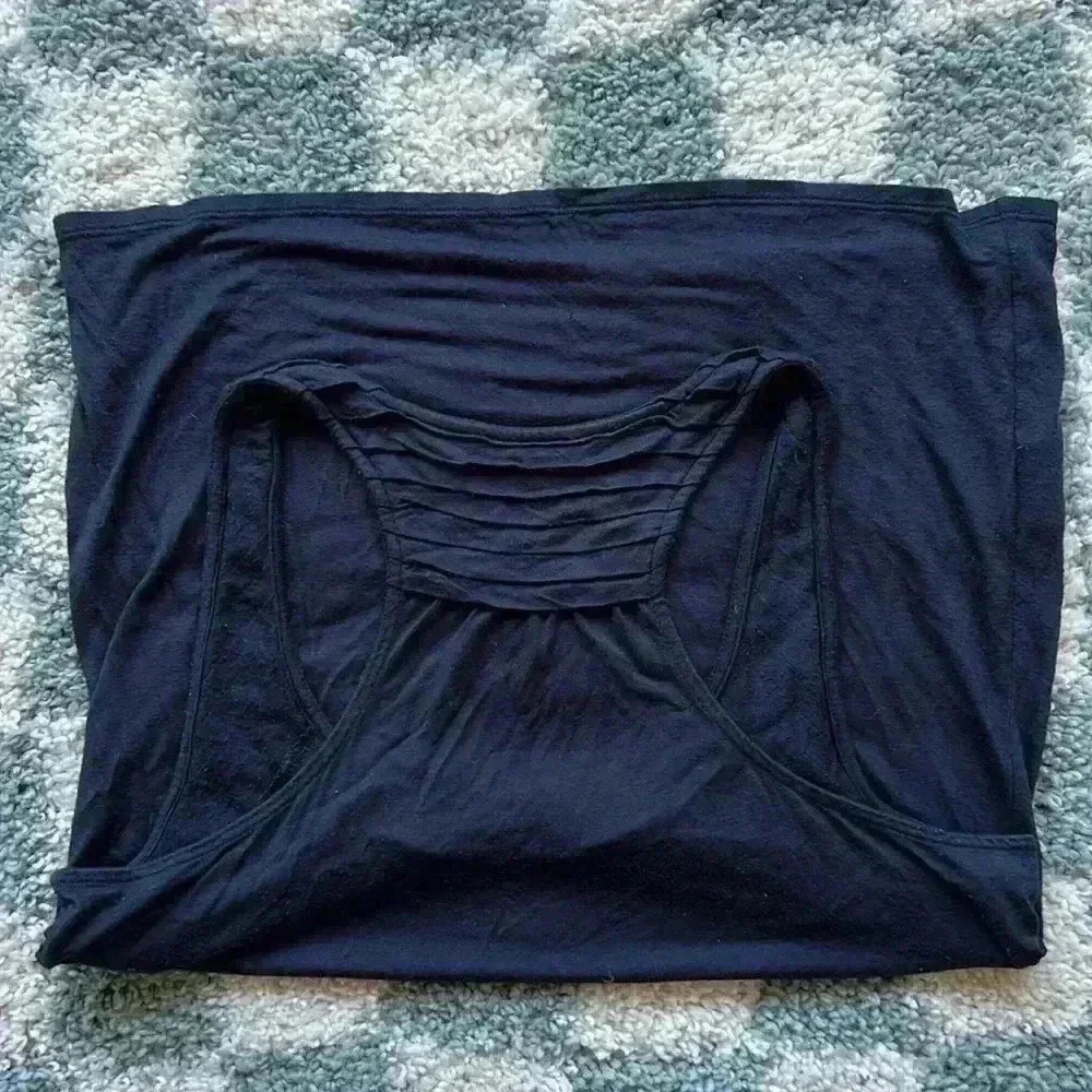 BCBG Generation Black Tank - size L - Picture 4 of 4